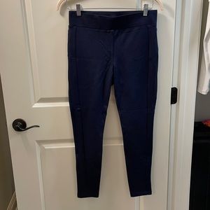 NEW! Thick navy leggings